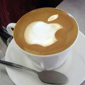 Рисунки на кофе. Apple